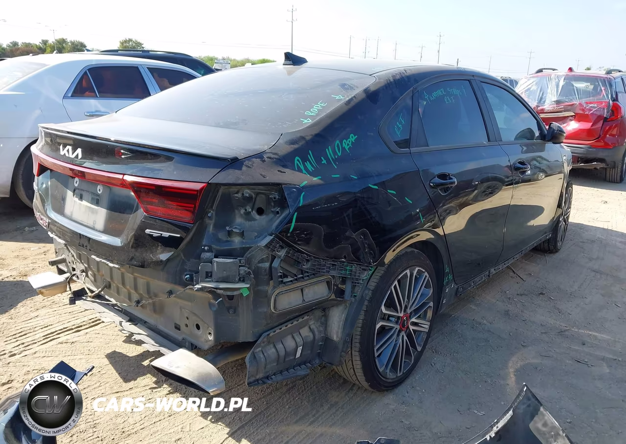 2022 Kia Forte Gt VIN:3KPF44AC6NE459109 - 4
