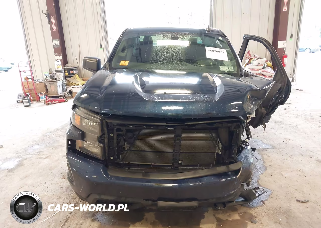 2021 Chevrolet Silverado 1500 Custom VIN:1GCUYBEF8MZ381164 - 12