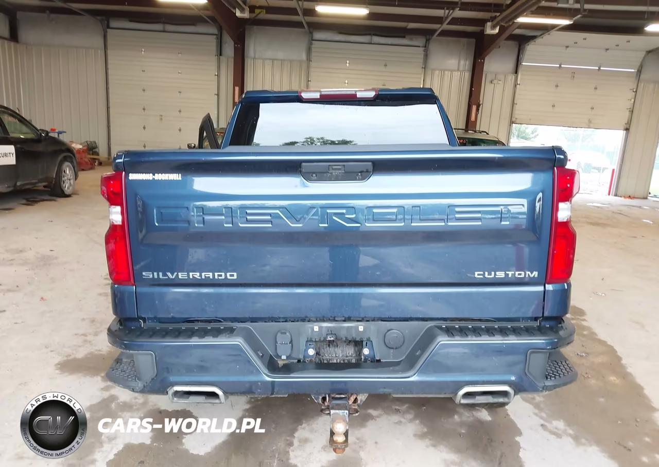 2021 Chevrolet Silverado 1500 Custom VIN:1GCUYBEF8MZ381164 - 16