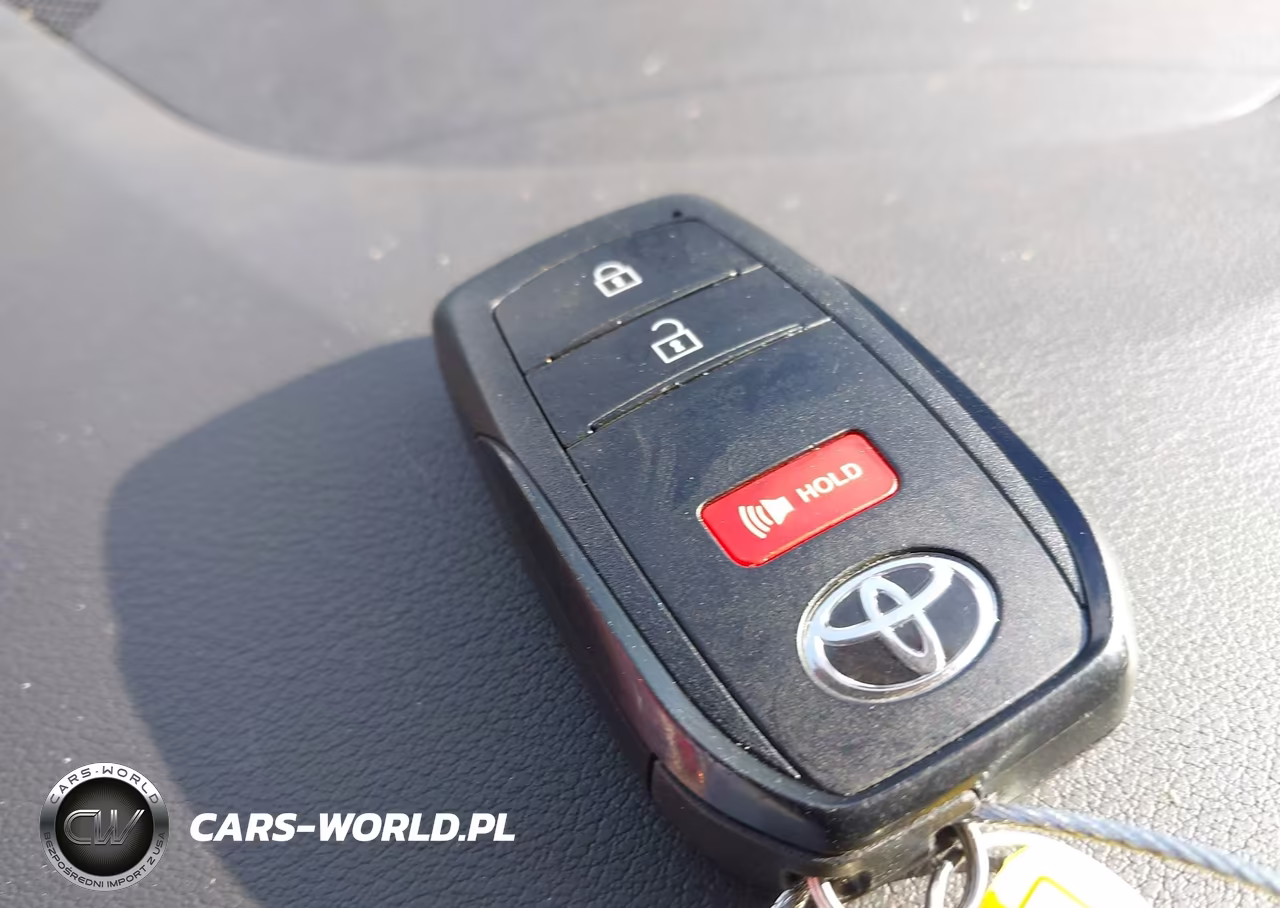 2023 Toyota Corolla Xse VIN:JTNC4MBE2P3200545 - 11