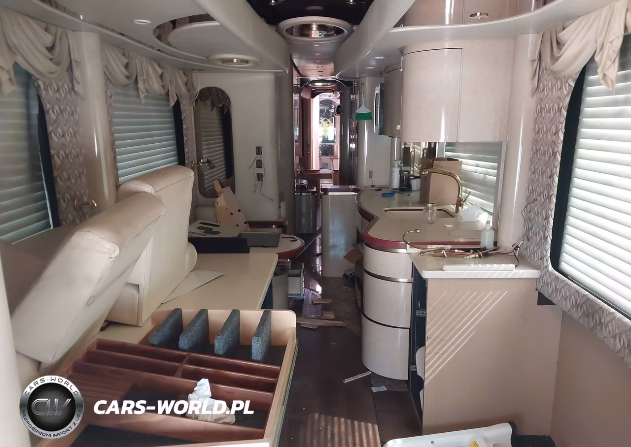 2008 Newell Coach Corporation Motorhome 45Ft VIN:1N9458X8881011220 - 8