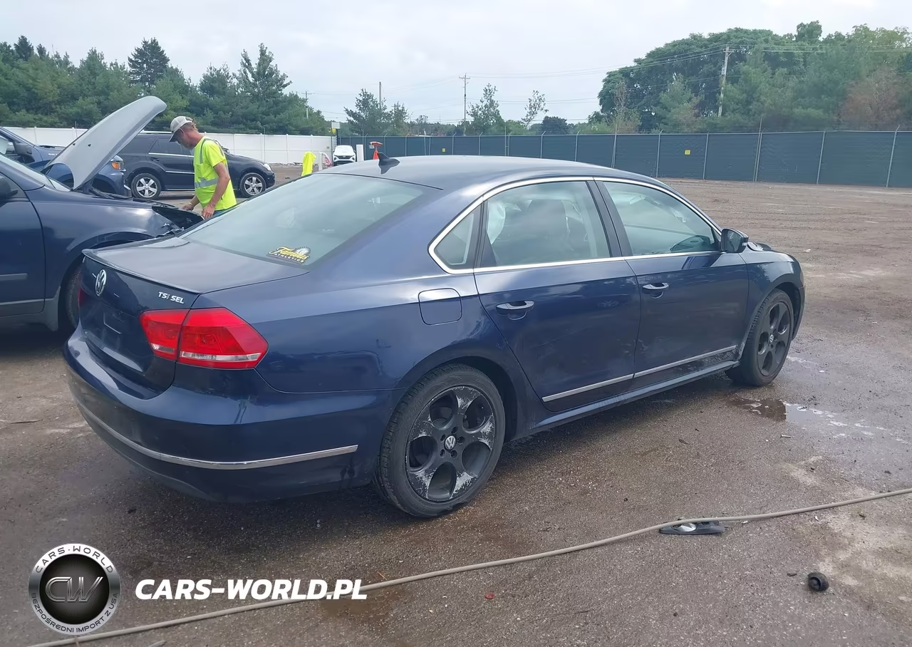 2014 Volkswagen Passat 1.8T Sel Premium VIN:1VWCS7A37EC038093 - 4