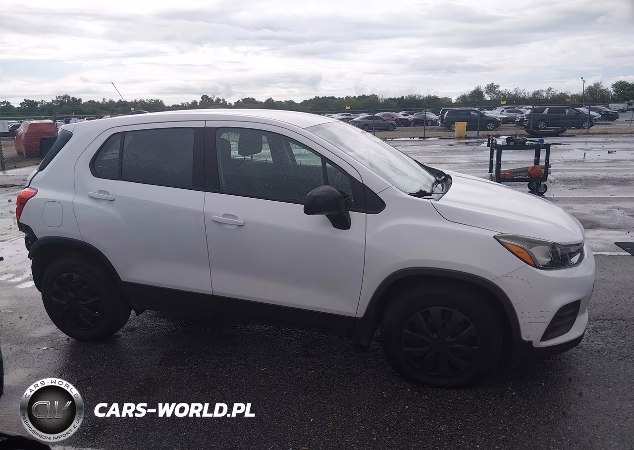 2018 Chevrolet Trax Ls VIN:KL7CJKSB8JB721805 - 13