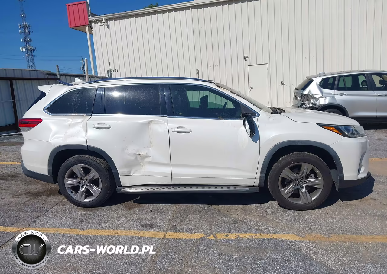 2019 Toyota Highlander Limited VIN:5TDYZRFH0KS347578 - 13