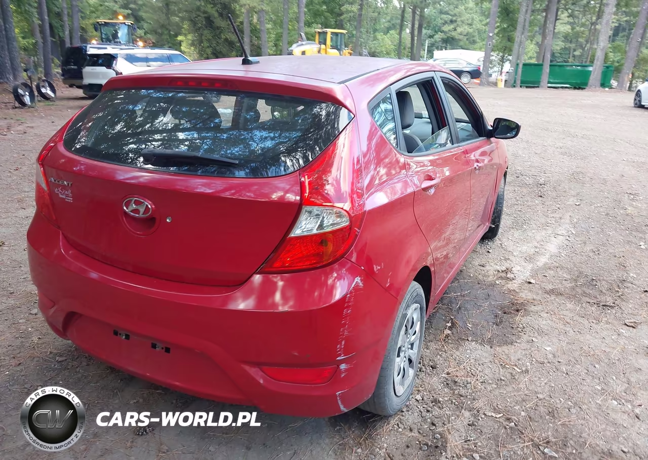 2015 Hyundai Accent Gs VIN:KMHCT5AE9FU227468 - 4