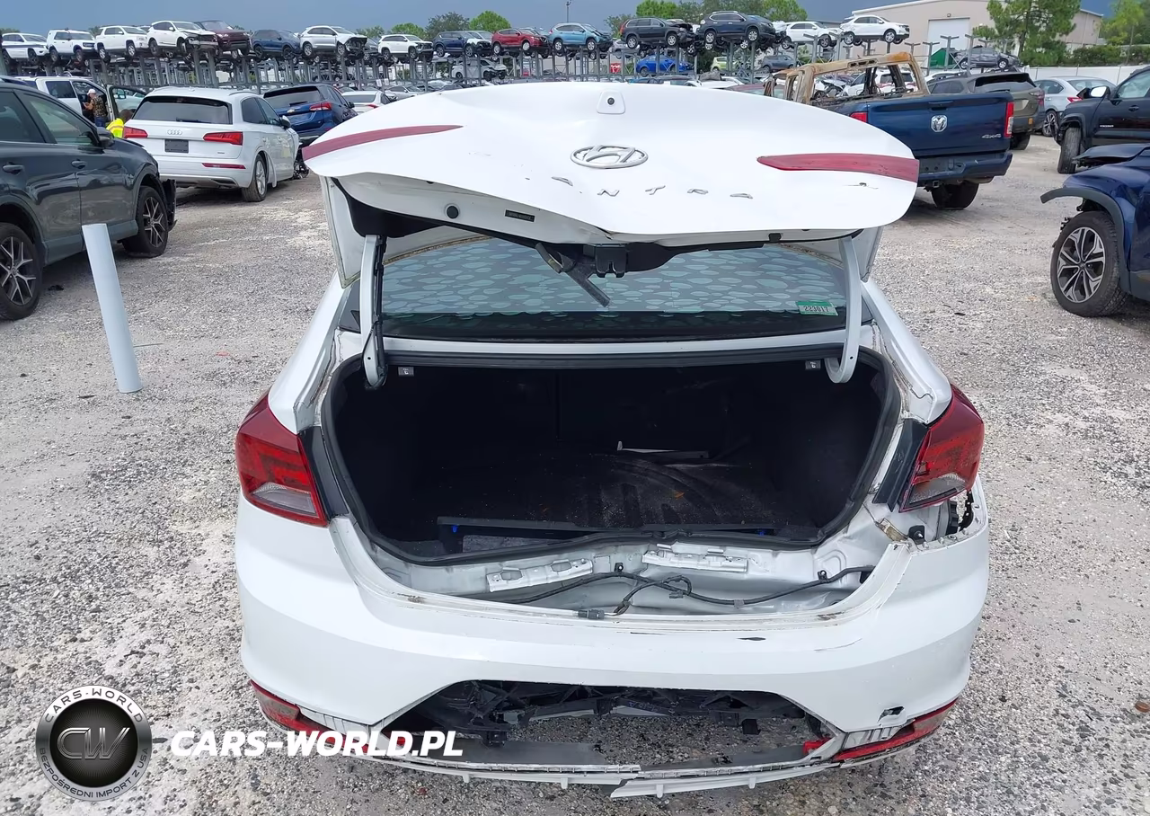 2019 Hyundai Elantra Sel VIN:5NPD84LF4KH408458 - 16