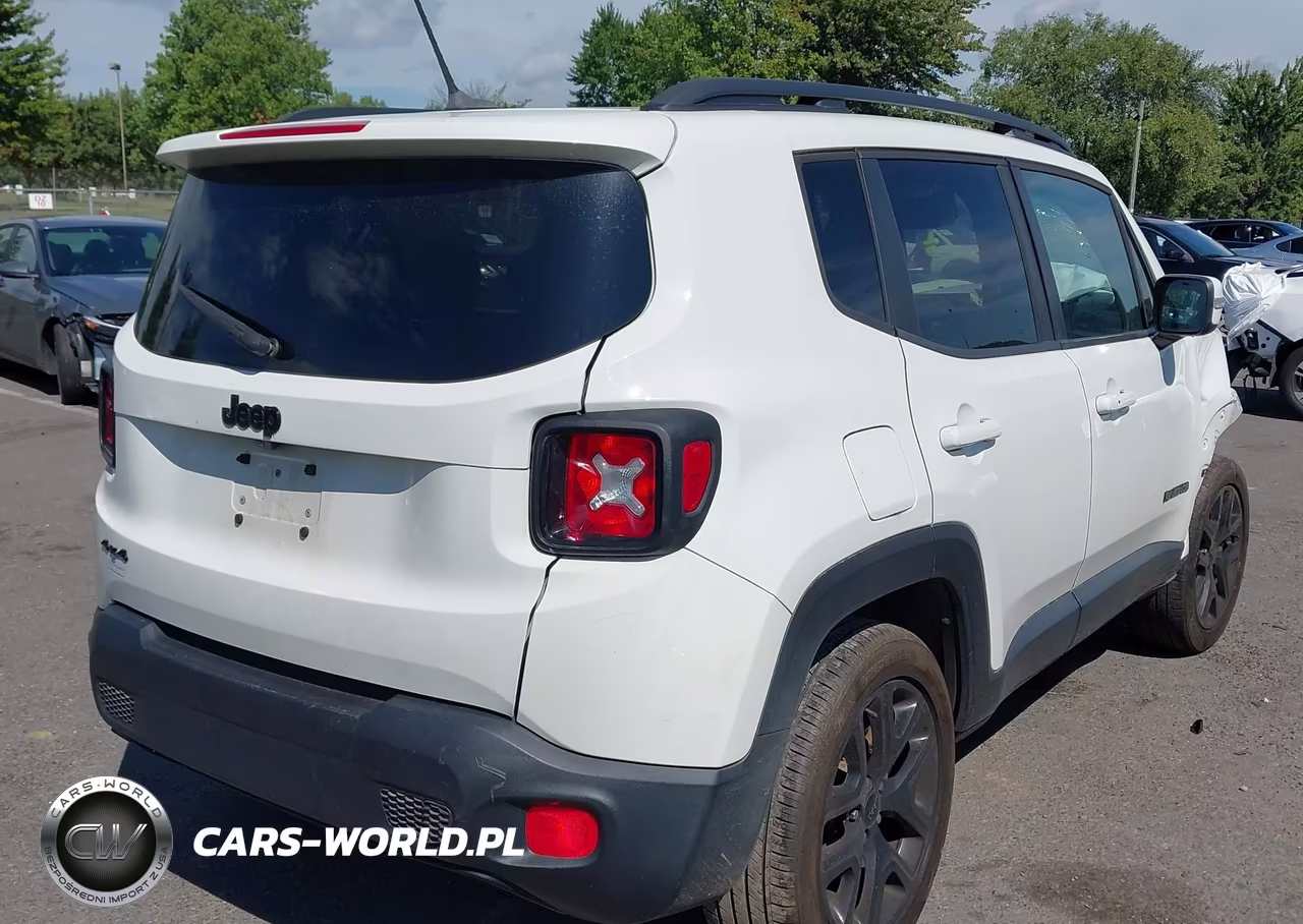 2017 Jeep Renegade Altitude 4X4 VIN:ZACCJBBB3HPF91550 - 4