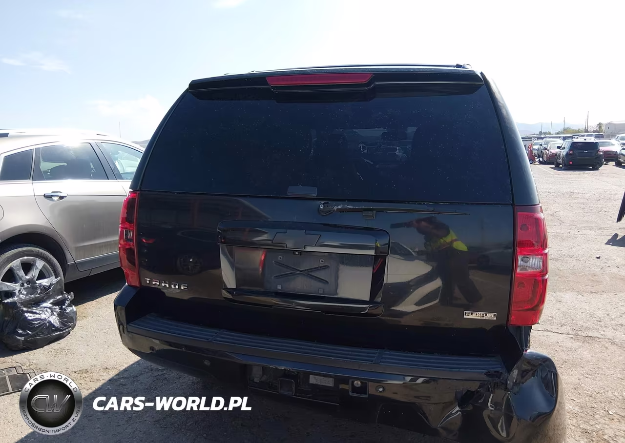 2011 Chevrolet Tahoe Lt VIN:1GNSCBE06BR214954 - 16