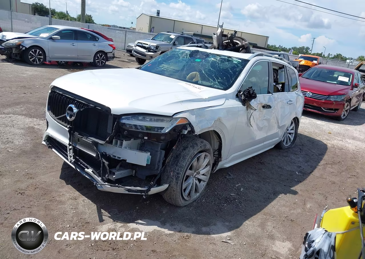 2016 Volvo Xc90 T6 Momentum VIN:YV4A22PK4G1040438 - 2