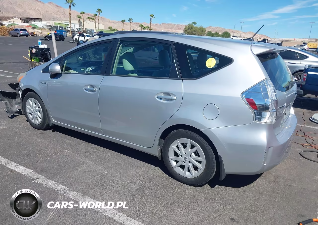 2013 Toyota Prius V Three VIN:JTDZN3EU1D3279825 - 3