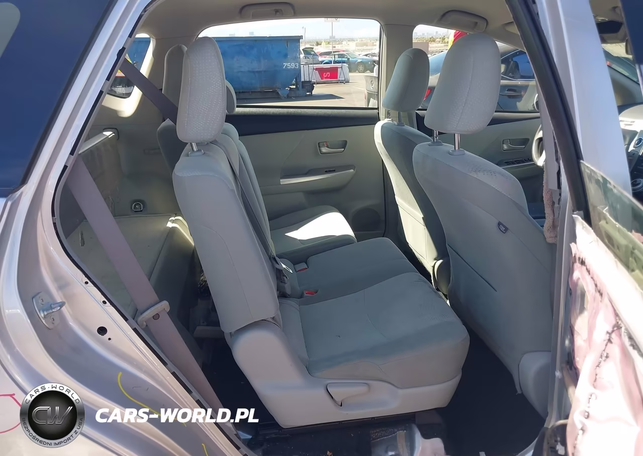 2013 Toyota Prius V Three VIN:JTDZN3EU1D3279825 - 8