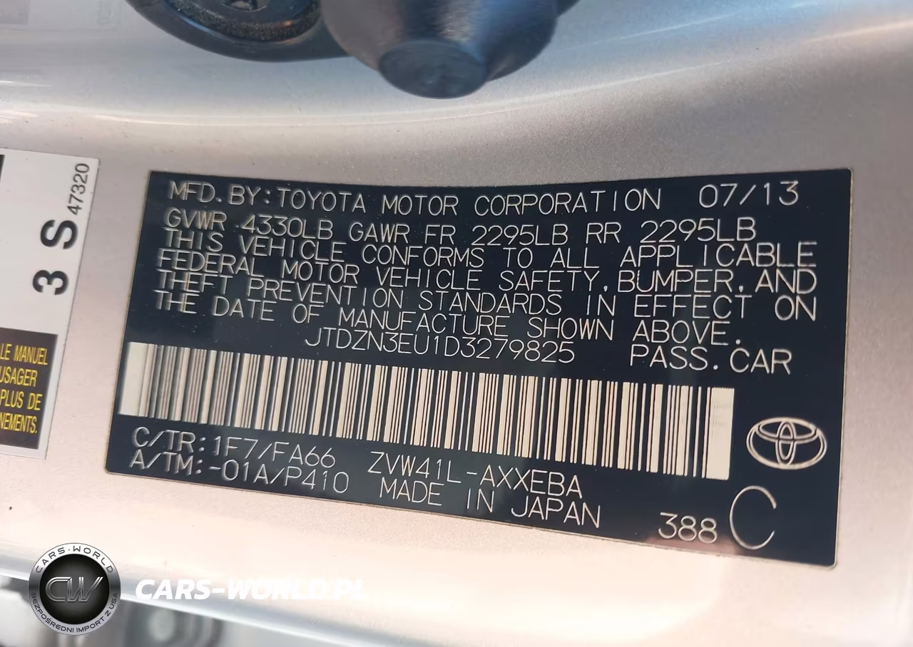 2013 Toyota Prius V Three VIN:JTDZN3EU1D3279825 - 9