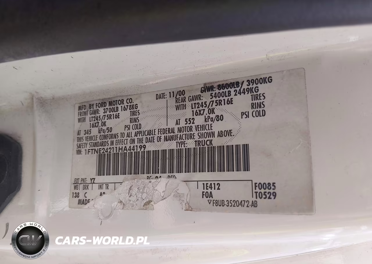 2001 Ford E-250 Commercial VIN:1FTNE24211HA44199 - 9