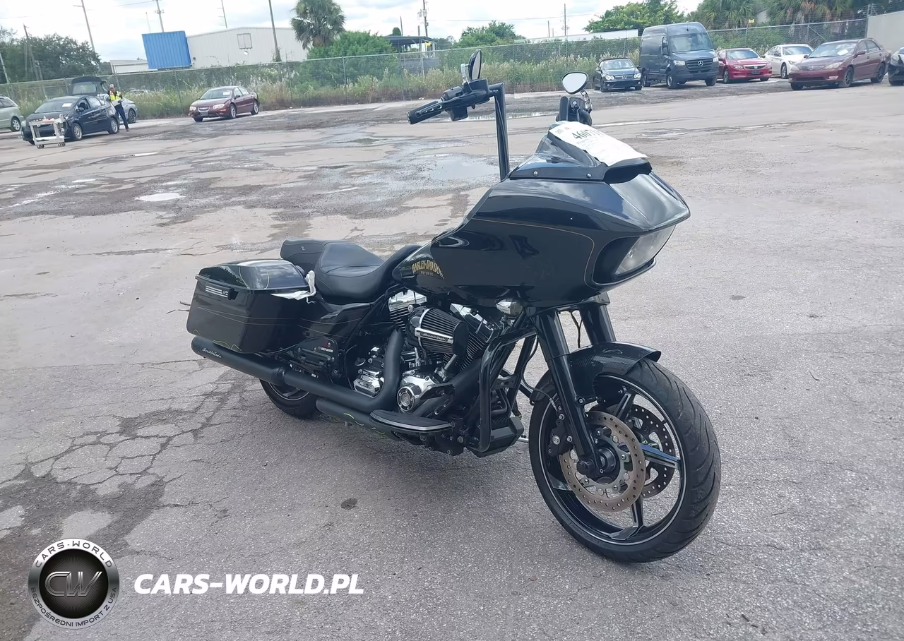 2016 Harley-Davidson Fltrxs Road Glide Special VIN:1HD1KTM14GB623024 - 1