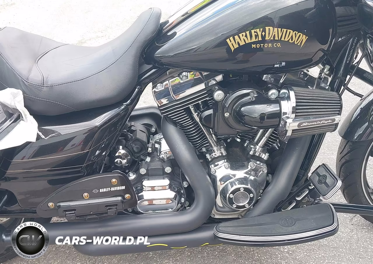 2016 Harley-Davidson Fltrxs Road Glide Special VIN:1HD1KTM14GB623024 - 8