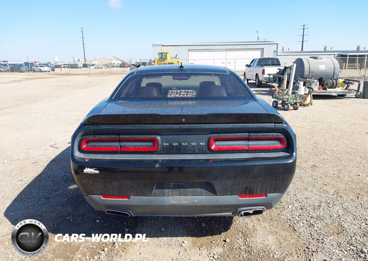 2015 Dodge Challenger Sxt Plus VIN:2C3CDZBG9FH850928 - 17