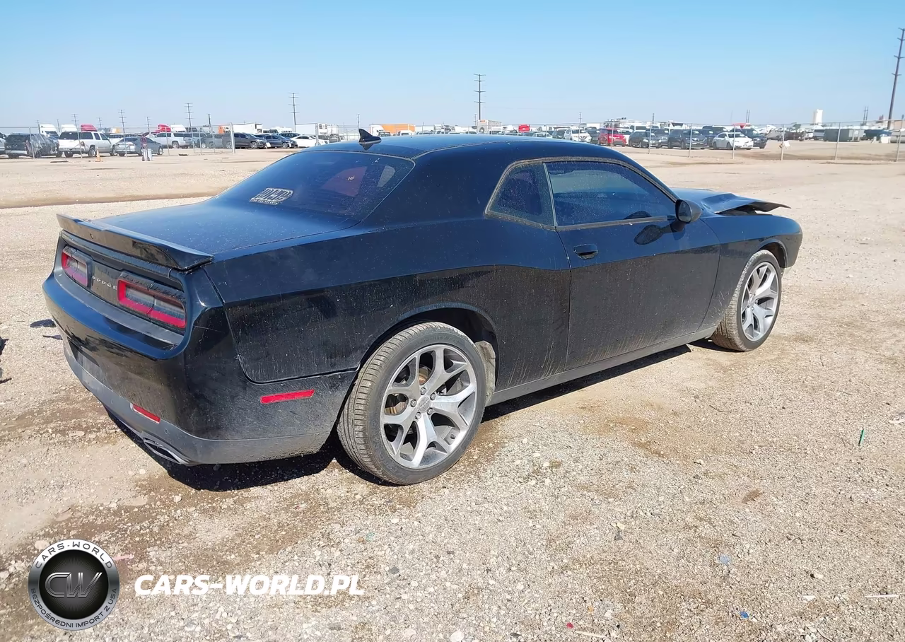 2015 Dodge Challenger Sxt Plus VIN:2C3CDZBG9FH850928 - 4