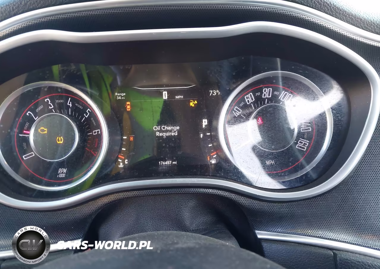 2015 Dodge Challenger Sxt Plus VIN:2C3CDZBG9FH850928 - 7