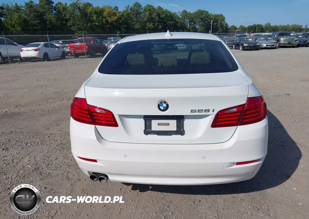 2016 BMW 528I VIN:WBA5A5C59GG349518 - 16