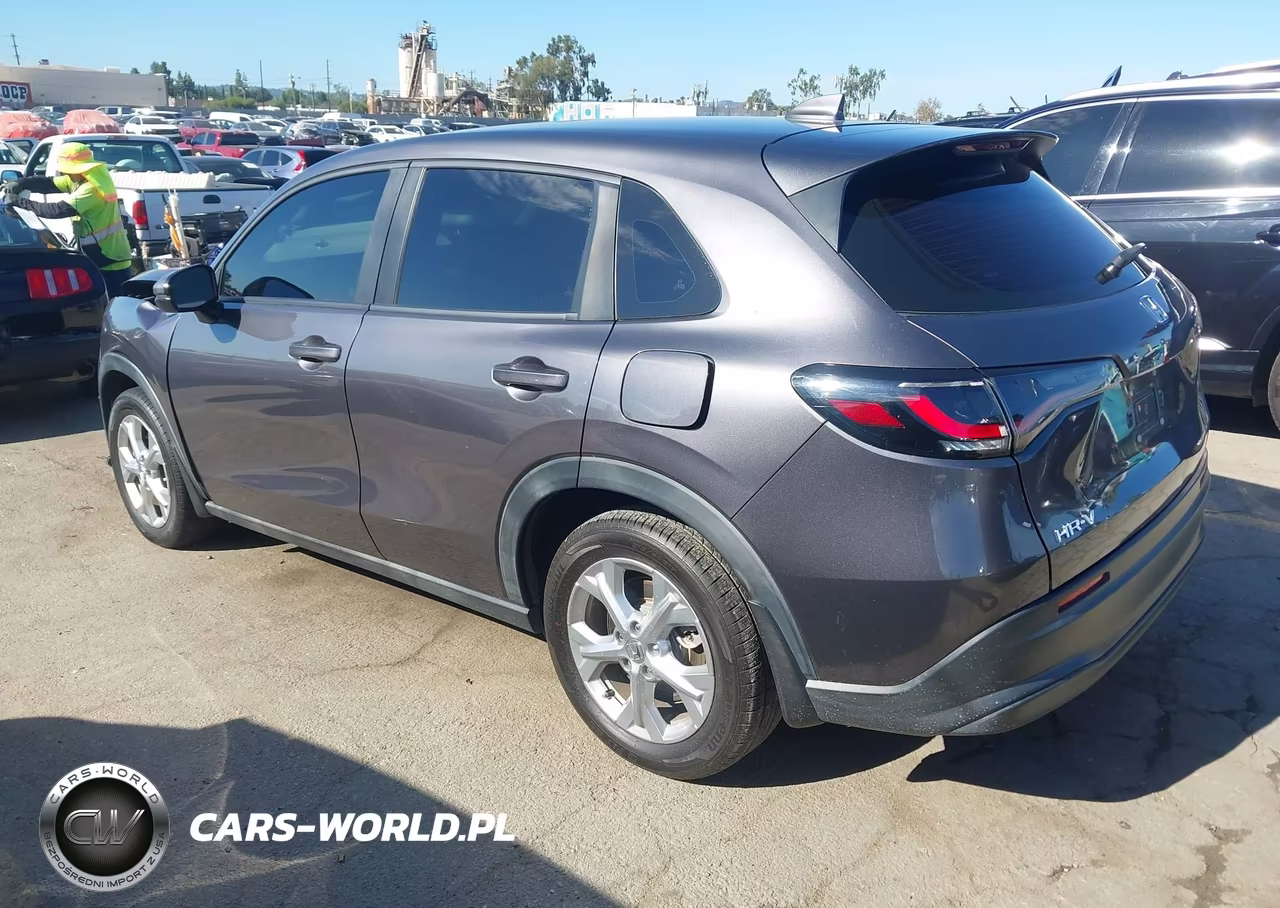 2023 Honda Hr-V 2Wd Lx VIN:3CZRZ1H3XPM706802 - 3