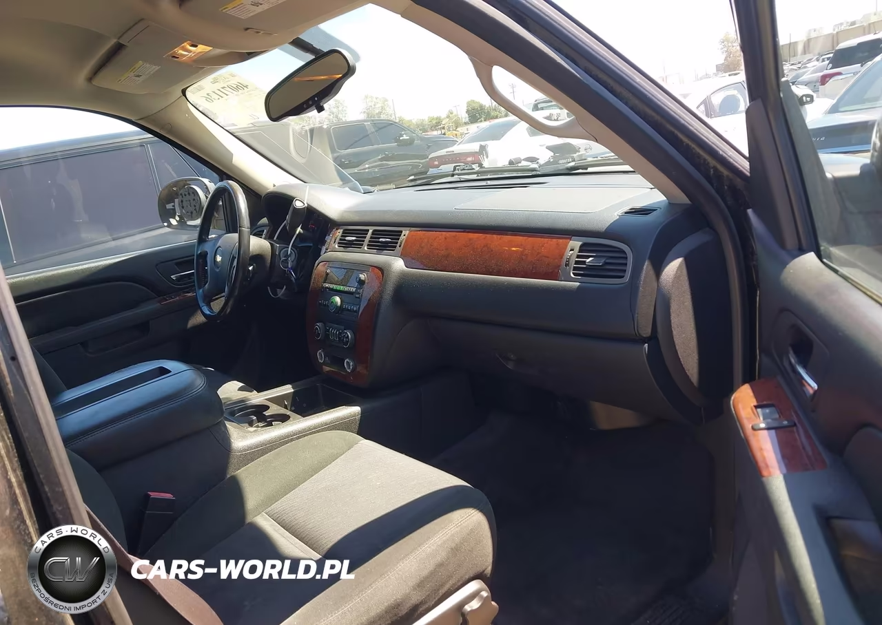 2011 Chevrolet Tahoe Ls VIN:1GNSCAE08BR334510 - 5