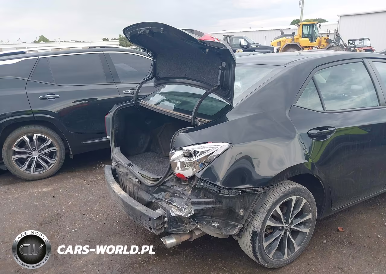 2017 Toyota Corolla Se VIN:5YFBURHEXHP683926 - 6