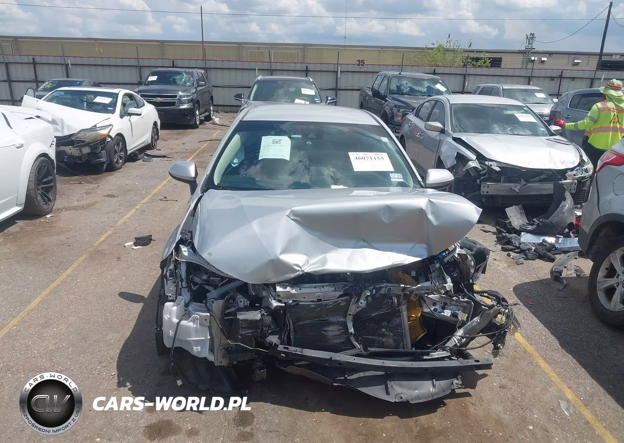 2022 Toyota Corolla Le VIN:5YFEPMAE9NP282686 - 6