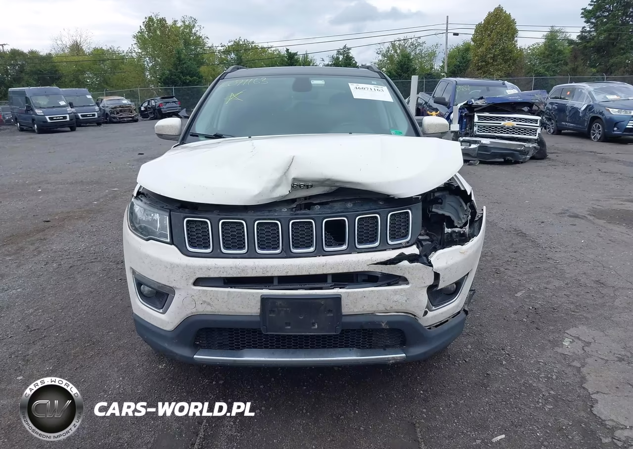 2018 Jeep Compass Limited 4X4 VIN:3C4NJDCB5JT153596 - 12