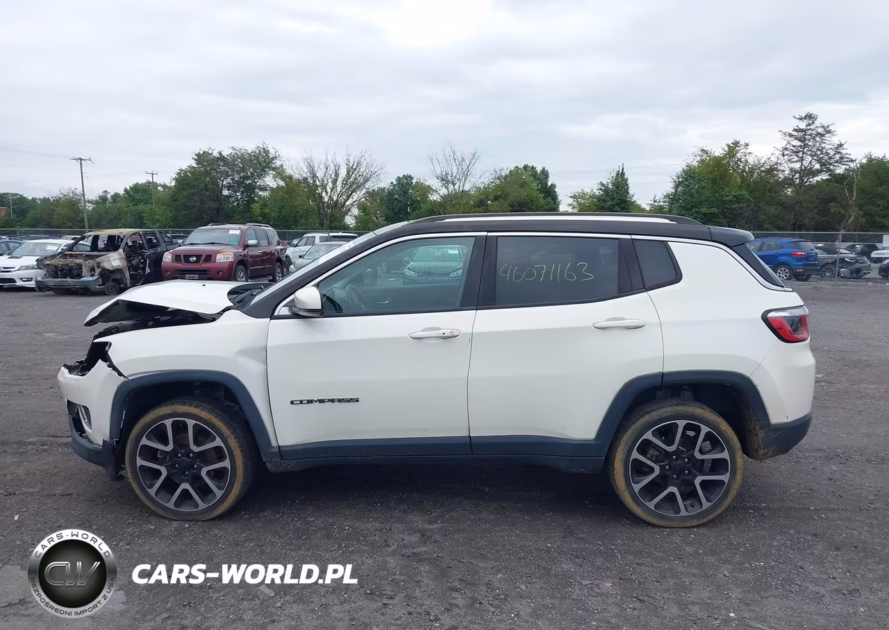 2018 Jeep Compass Limited 4X4 VIN:3C4NJDCB5JT153596 - 14