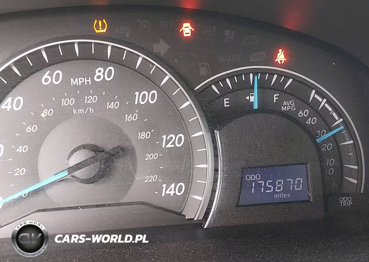 2015 Toyota Camry Le VIN:4T4BF1FK4FR452073 - 15