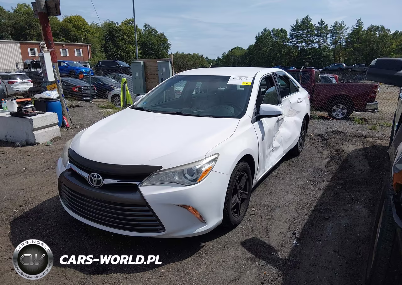 2015 Toyota Camry Le VIN:4T4BF1FK4FR452073 - 2
