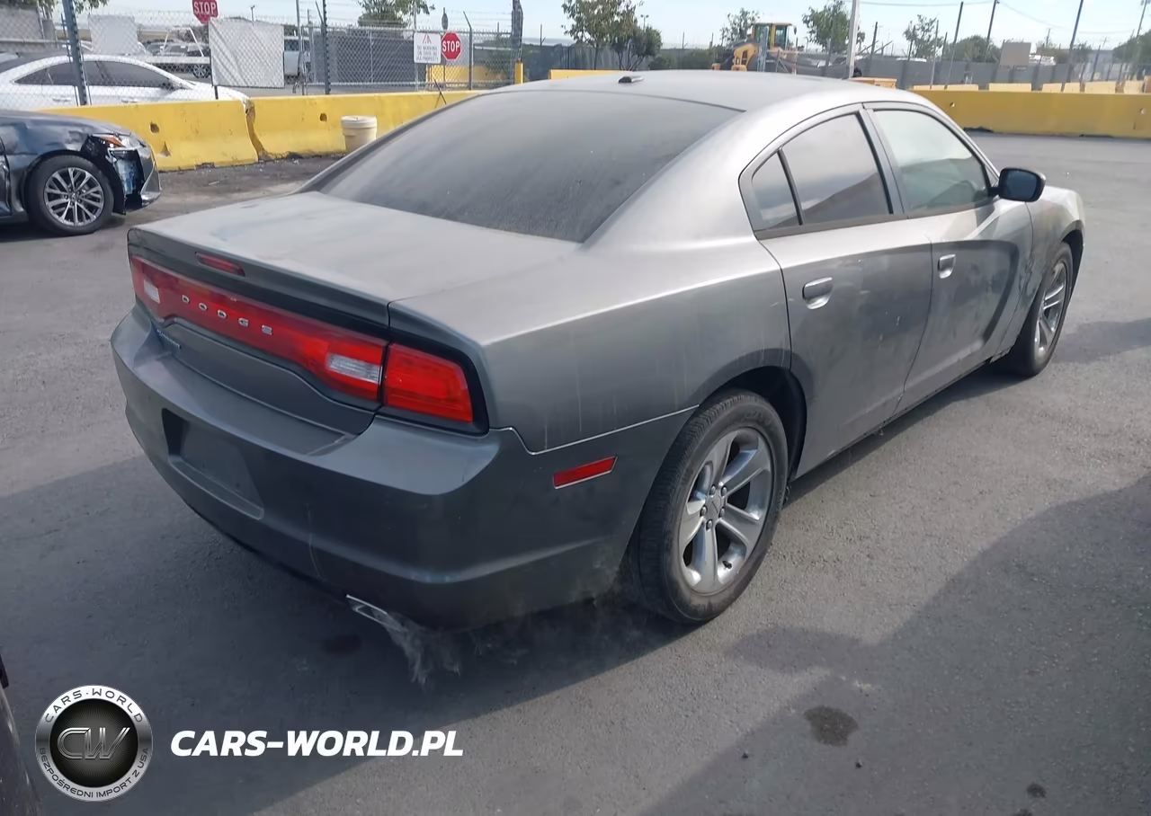 2011 Dodge Charger VIN:2B3CL3CG0BH597830 - 4