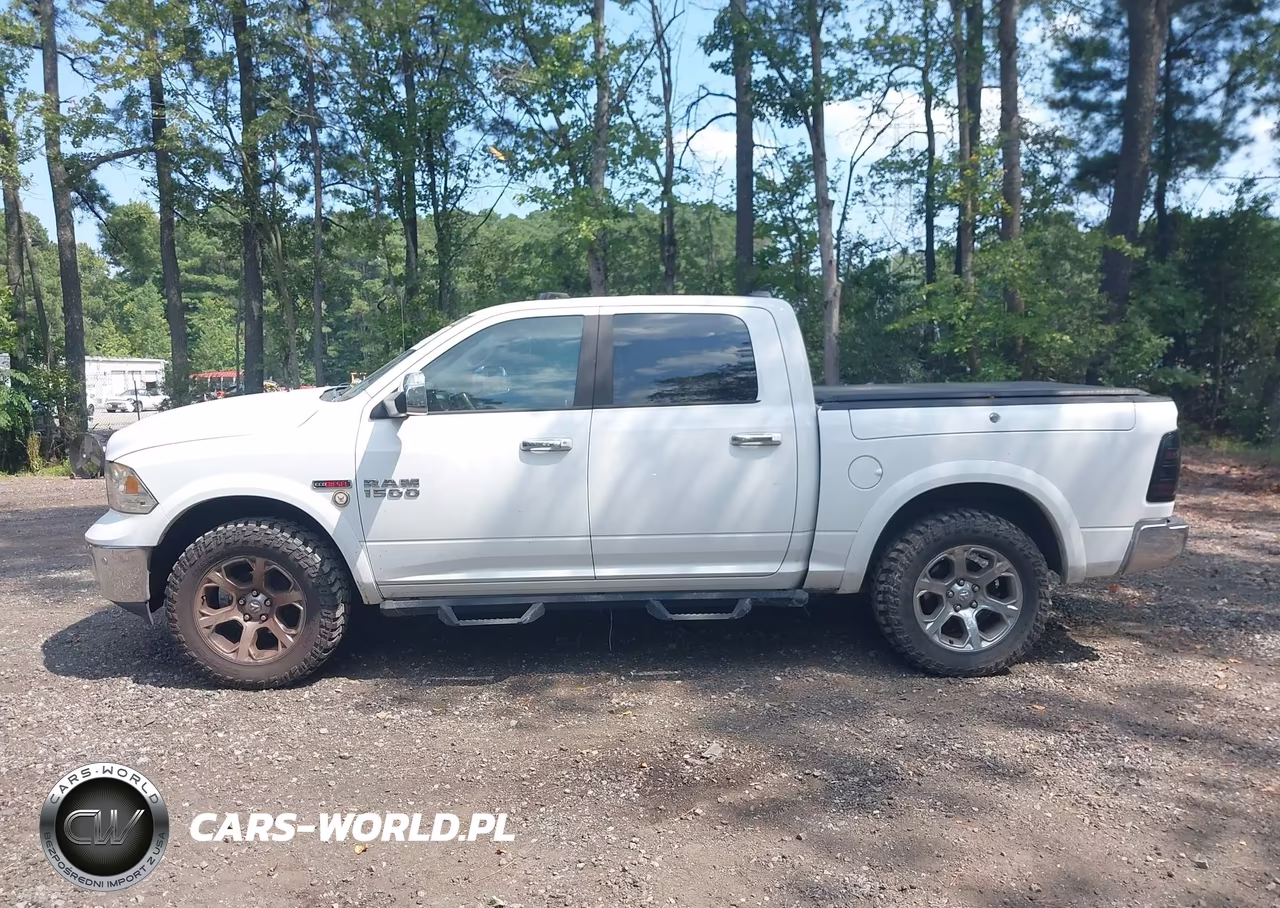 2014 Ram 1500 Laramie VIN:1C6RR7NMXES356055 - 14