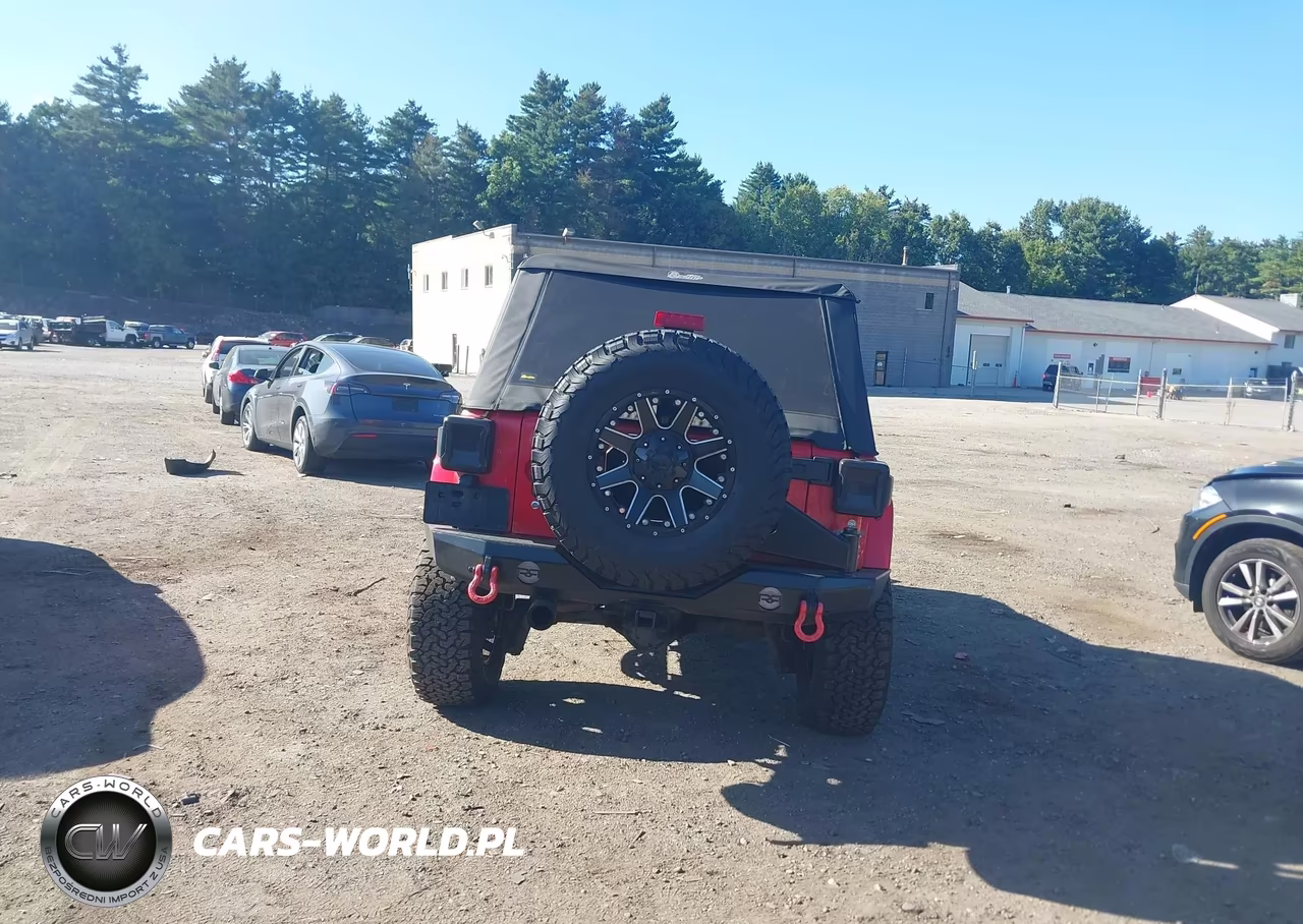 2015 Jeep Wrangler Unlimited Altitude VIN:1C4HJWEG9FL712507 - 17