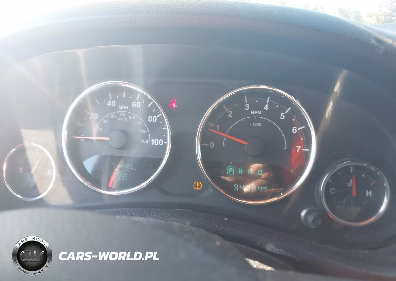 2015 Jeep Wrangler Unlimited Altitude VIN:1C4HJWEG9FL712507 - 7