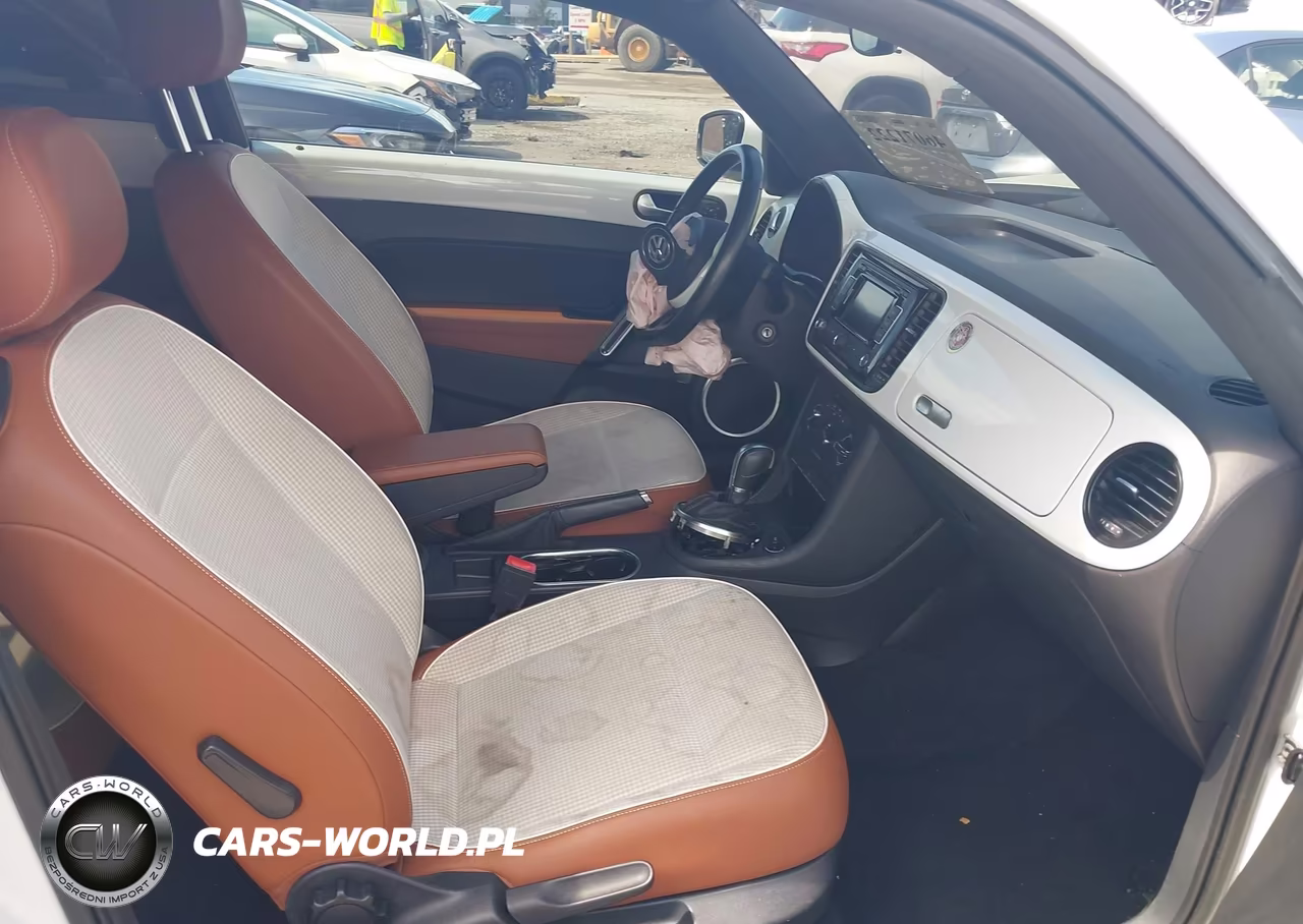 2015 Volkswagen Beetle 1.8T Classic VIN:3VWF17AT2FM606783 - 5