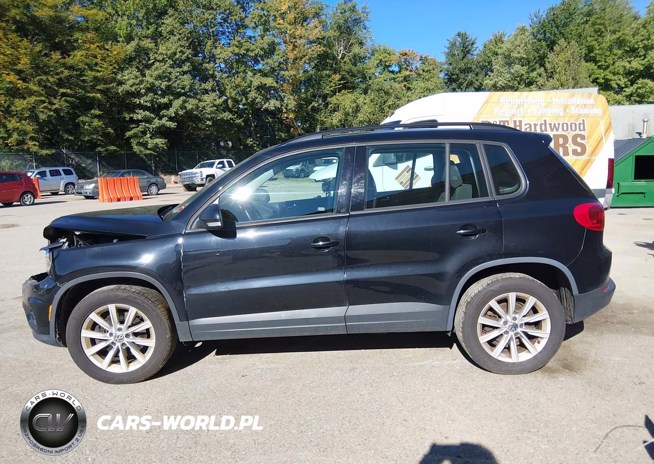 2017 Volkswagen Tiguan 2.0T-2.0T S VIN:WVGBV7AX3HK051115 - 14