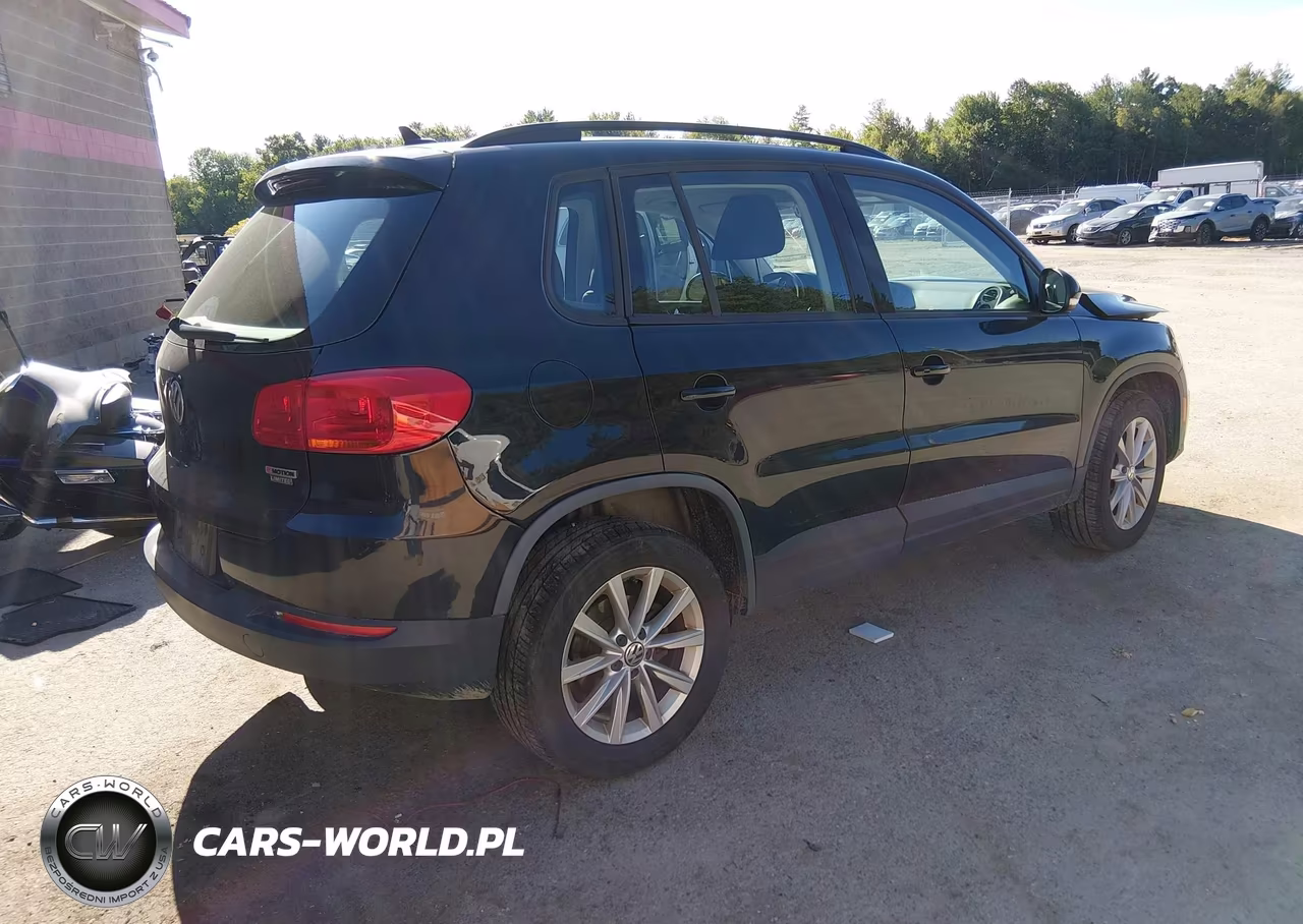 2017 Volkswagen Tiguan 2.0T-2.0T S VIN:WVGBV7AX3HK051115 - 4