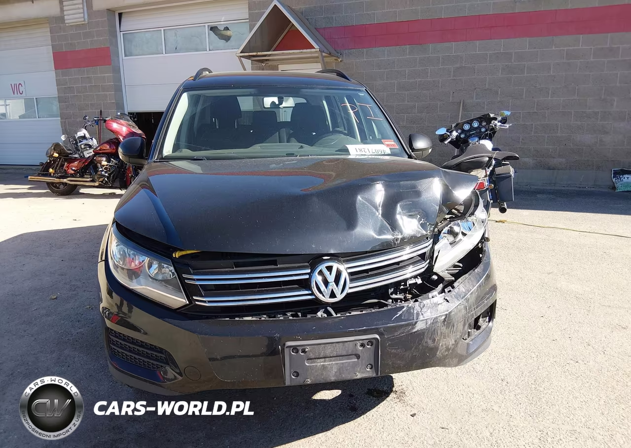 2017 Volkswagen Tiguan 2.0T-2.0T S VIN:WVGBV7AX3HK051115 - 6