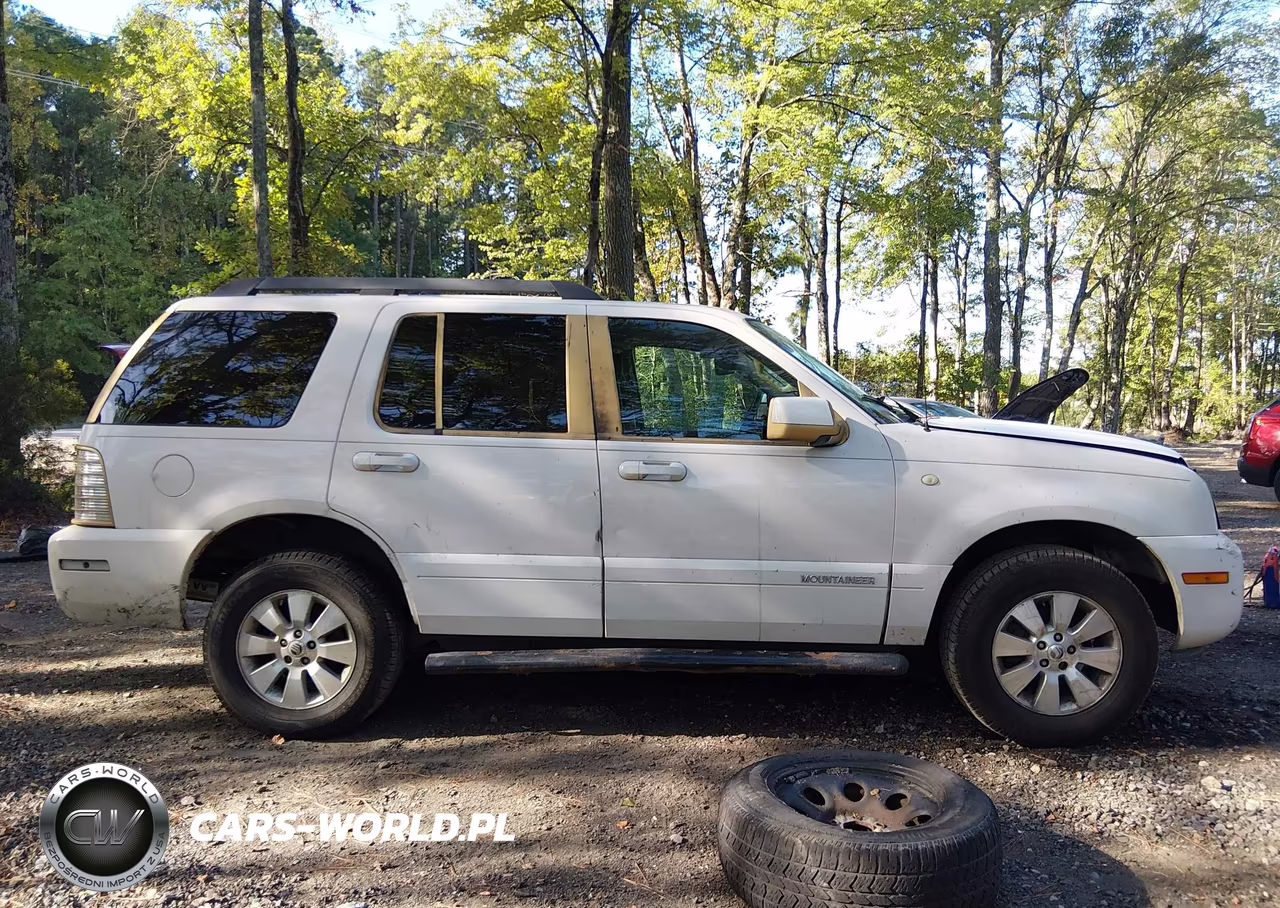 2010 Mercury Mountaineer VIN:4M2EN3HE4AUJ06982 - 13