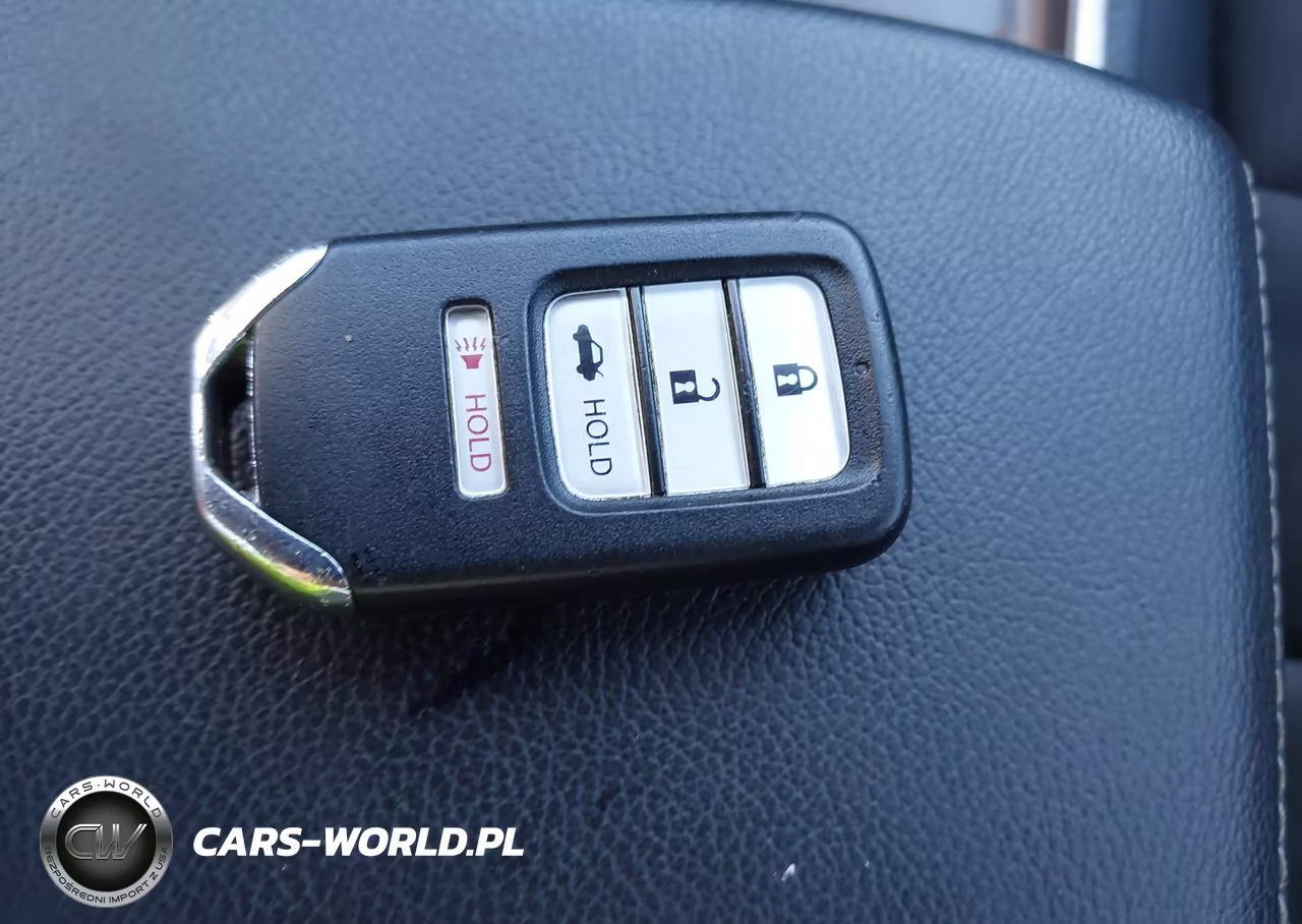 2018 Honda Accord Sport VIN:1HGCV1F35JA211715 - 11
