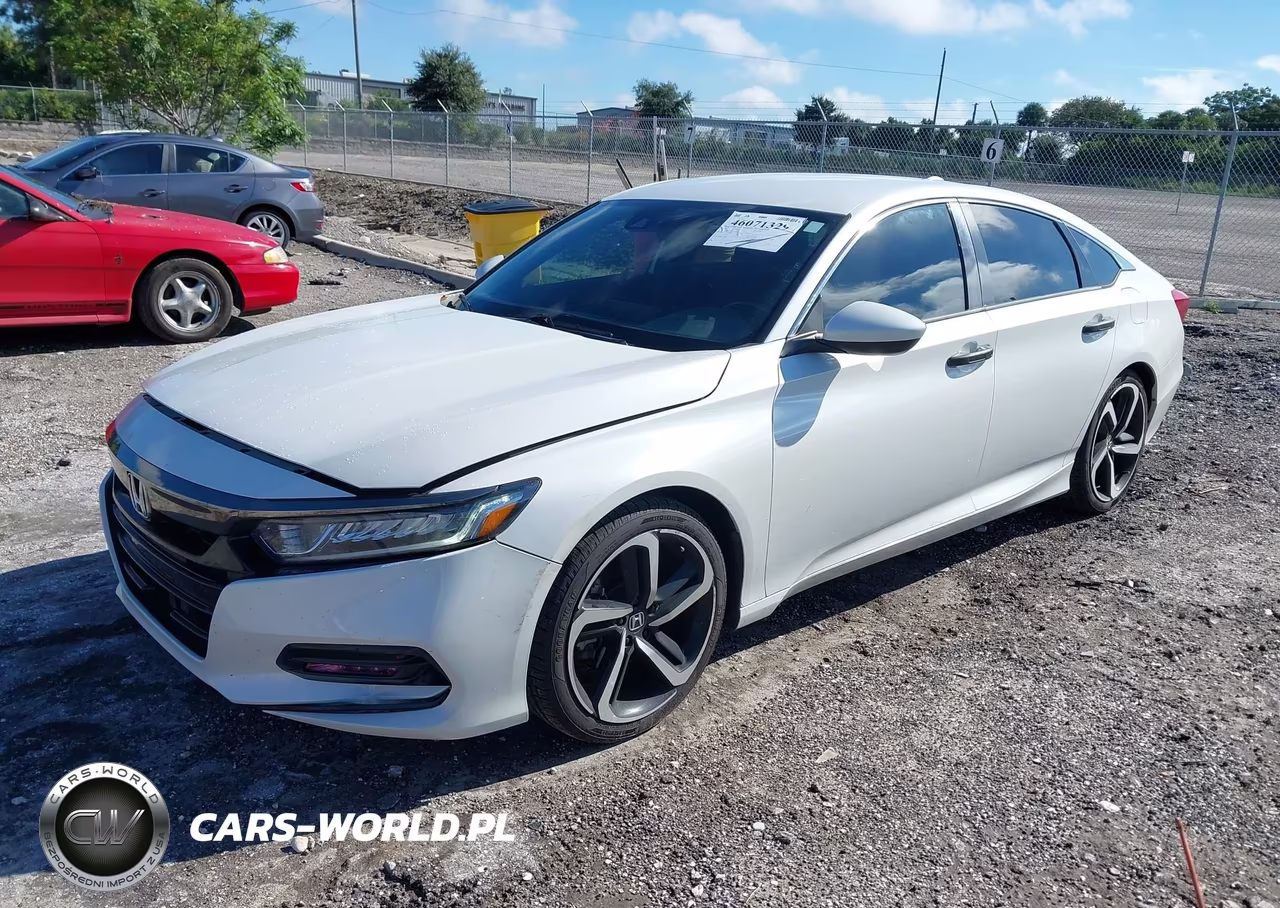 2018 Honda Accord Sport VIN:1HGCV1F35JA211715 - 2