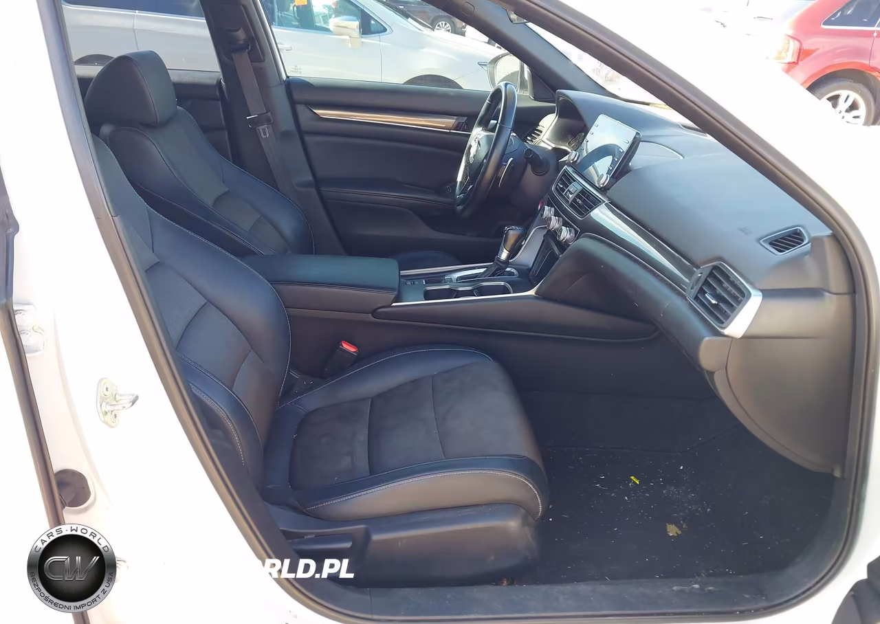 2018 Honda Accord Sport VIN:1HGCV1F35JA211715 - 5