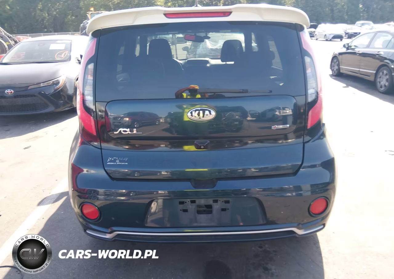 2018 Kia Soul + VIN:KNDJP3A59J7591319 - 16