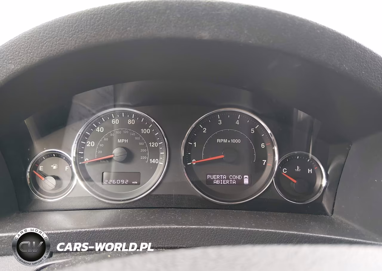 2008 Jeep Grand Cherokee Laredo VIN:1J8GS48K88C223556 - 7