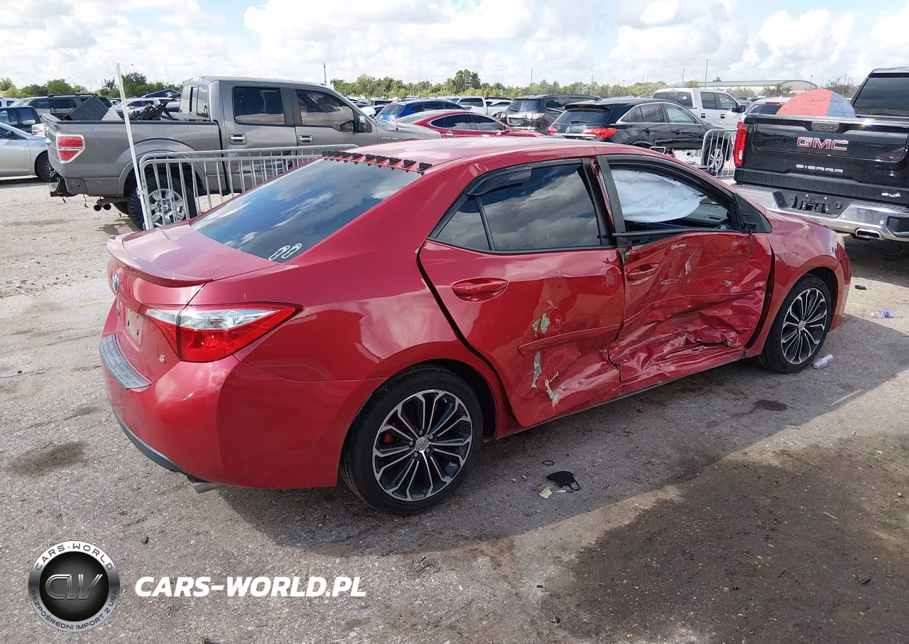 2015 Toyota Corolla S Plus VIN:2T1BURHE7FC320285 - 4