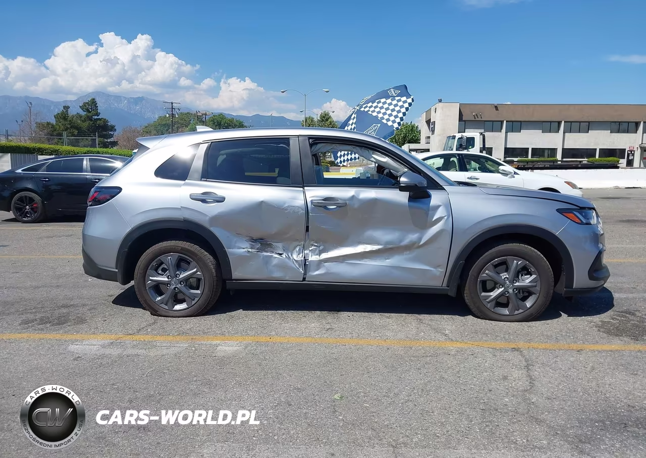 2026 Honda Hr-V Awd Lx VIN:3CZRZ2H35TM761643 - 13