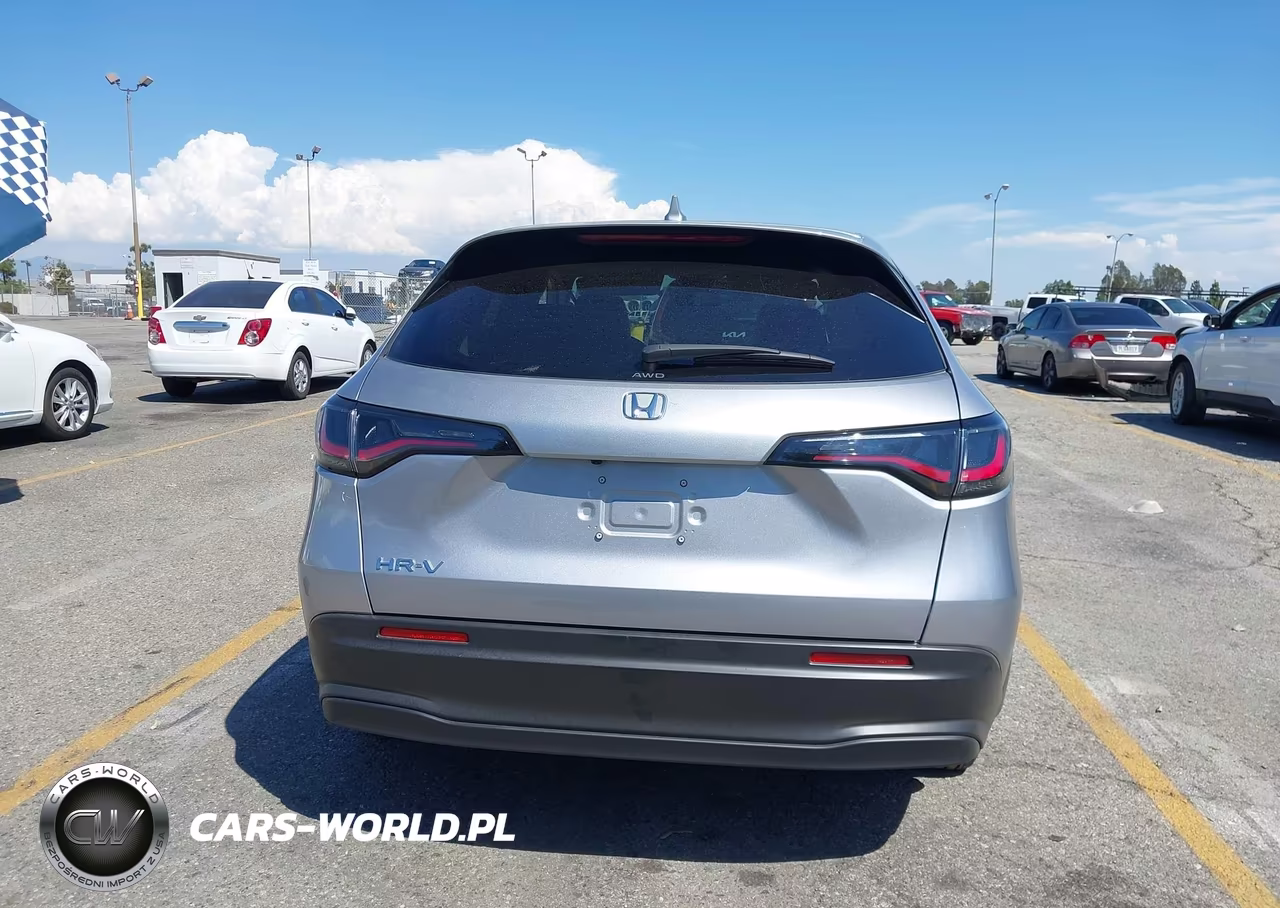 2026 Honda Hr-V Awd Lx VIN:3CZRZ2H35TM761643 - 16