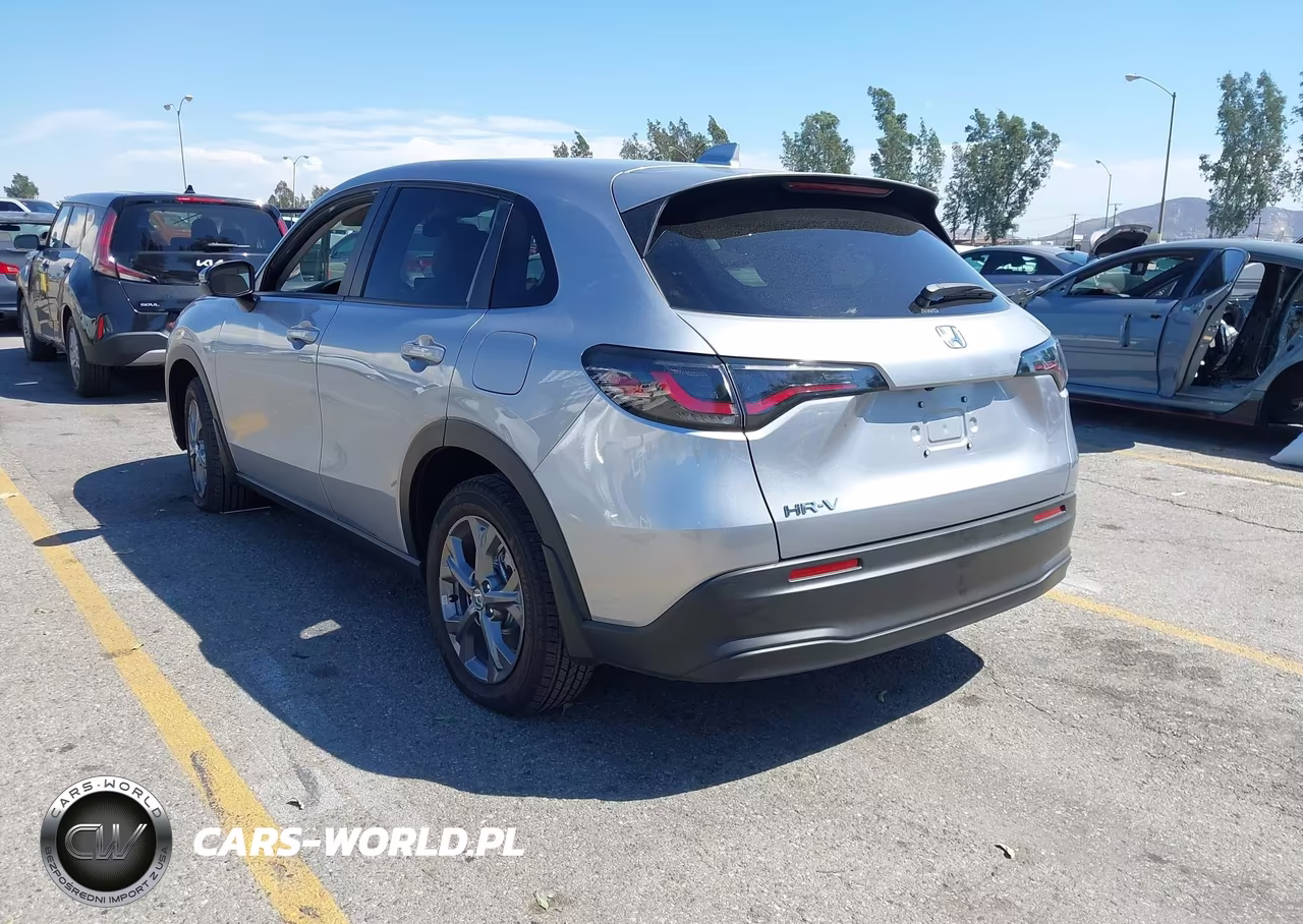 2026 Honda Hr-V Awd Lx VIN:3CZRZ2H35TM761643 - 3