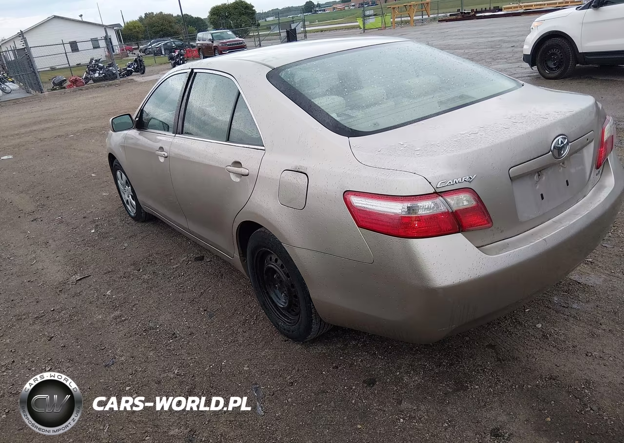 2007 Toyota Camry Le VIN:4T1BE46K57U573615 - 3